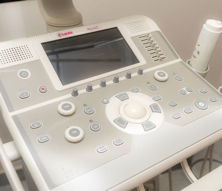 Técnicas de infiltración ecoguiada en Pontevedra