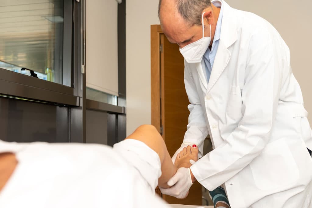 Tratamientos para dolores de tobillo y pie en Pontevedra